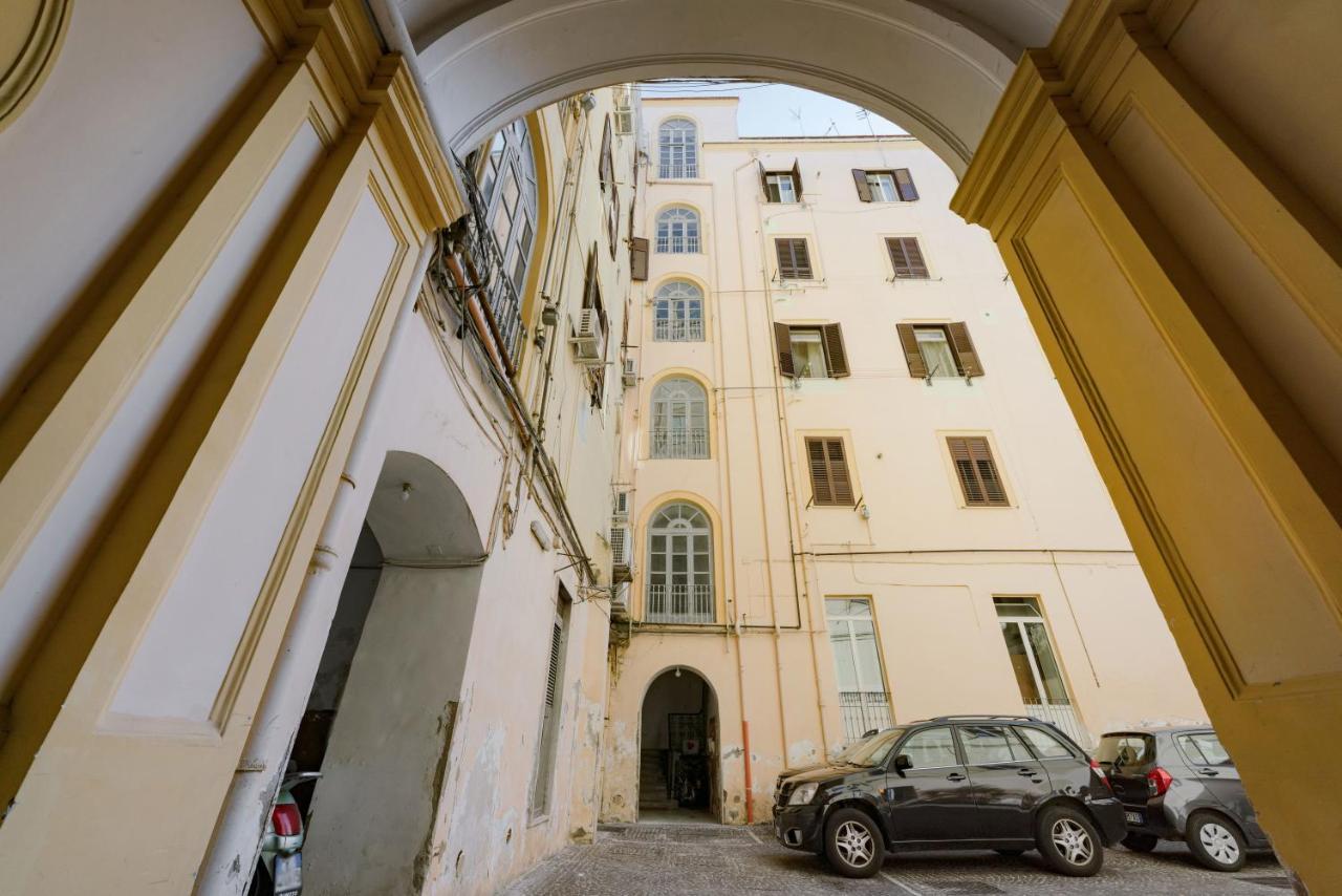 Suite Scarlatti Neapel Exteriör bild